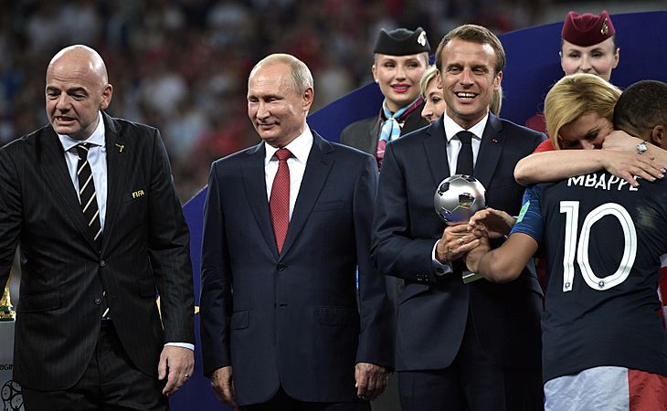Kylian Mbappé receives the best young player award at the 2018 Football World Cup Russia