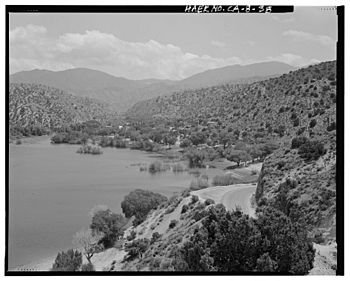Little Rock Creek Reservoir Los Angeles County, California.jpg