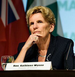 MINISTER'S FORUM-11 (39138575924) (cropped)