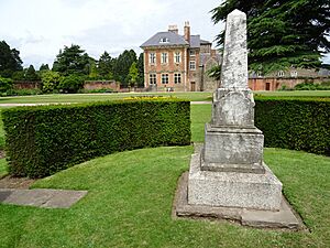 Monument to Sir Briggs - geograph.org.uk - 5819665