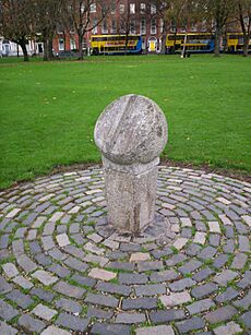 Mountjoy Square Park Sundial