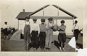 Pleasant Hill School 1914 - Newcastle OK
