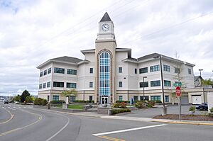 Port Orchard - city hall 02
