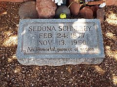 Sedona-Cooks Cedar Glade Cemetery-Grave of Sedona Schnebly-1868-1950
