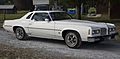 1977 Pontiac Grand Prix in white, front right (Hershey 2019)
