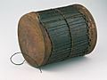 COLLECTIE TROPENMUSEUM Dubbelvellige cilindrische trom tweede gebruik TMnr 4261-109
