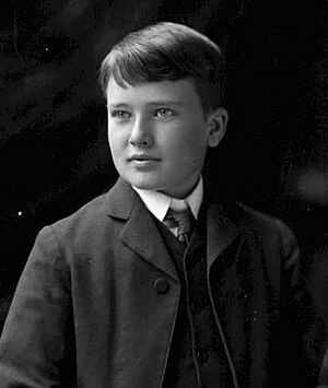 Charles Edison circa 1900 (cropped)