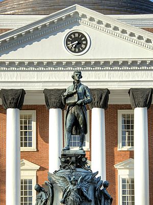 Close view of Statue and Rotunda at University of Virginia (cropped)