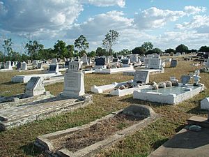 Collinsville Cemetery, 2007.jpg