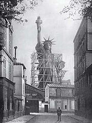 Construction-of-Statue-of-Liberty-10