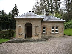 Gate Lodge at Castlecoole - geograph.org.uk - 375516