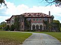 Howeyhouse01