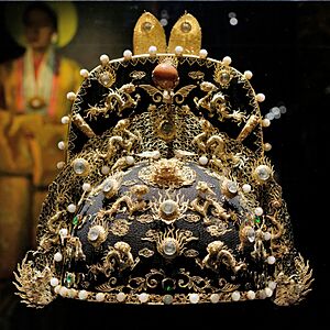 Imperial headgear Nguyen era NMVH EDAV