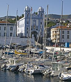 Misericórdia church from the dam Angra (cropped)