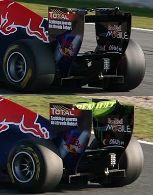 RB7 adjustable rear wing