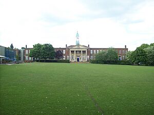 The Hemel Hempstead School (main block)