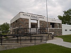 Tuttle Public Office - Tuttle