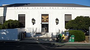 US Post Office, 815 Court St., Martinez, CA 9-14-2008 4-28-28 PM