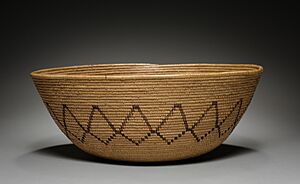 California, Southern, Gabrielino (San Gabriel, Mission or Tongva), Late 19t - Bowl - 1929.267 - Cleveland Museum of Art