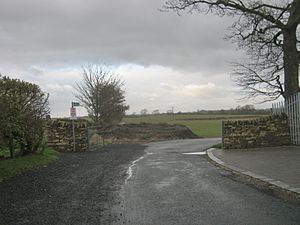 Eastern end of public road at Foxton (geograph 3786082)