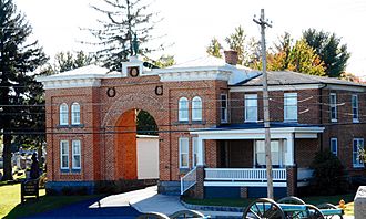 Front Evergreen Cemetery Gatehouse Gettysburg PA.jpg