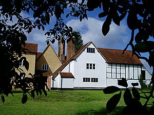 Headstone Manor,exterior view