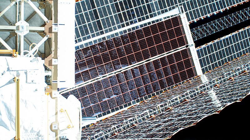 ISS new iROSA deployed