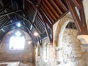 Interior of All Saints Harlow Hill 057