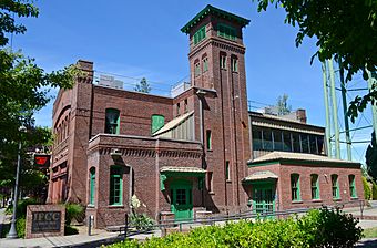 Interstate Firehouse Cultural Center - wide view in 2015.jpg