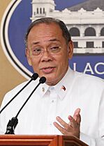Presidential Spokesperson Ernesto Abella clarifies during a press briefing in Malacañan (cropped)