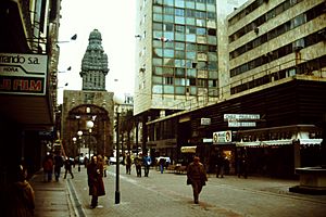 Puerta de la Ciudadela - Sarandi - Montevideo - Uruguay - panoramio