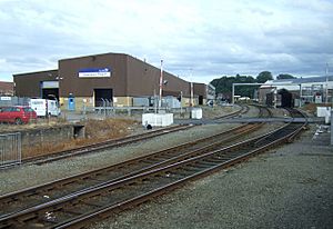 Railway crossing, Inverness Rail Depot (geograph 4814727).jpg