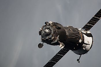 Soyuz TMA-09M Departs Station.jpg