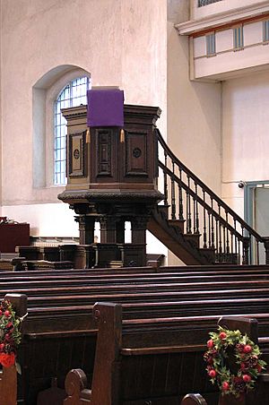 St John at Hackney, Lower Clapton Road, London E8 - Pulpit - geograph.org.uk - 1678973