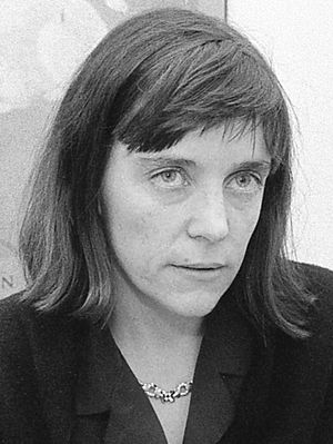 Ursula Dubosarsky black and white headshot 26.6.2000