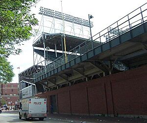 Wrigley Sheffield bleachers 070602