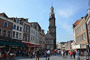 29 March 2014, almost 20 degrees^ Real springtime at Zutphen innercity - panoramio