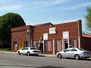 505-509 W. 15th St. Anniston April 2014