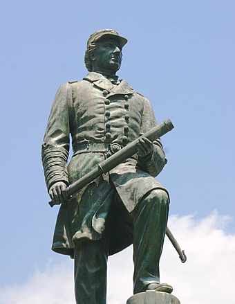 Admiral David Farragut Statue.jpg