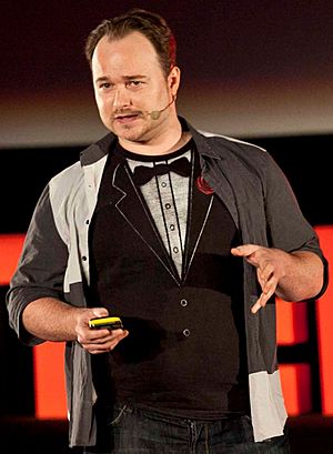 Benny Lewis at TEDx Warsaw 2013 (cropped).jpg