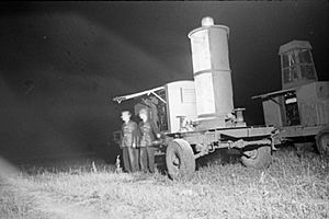 Chance light at RAF Pocklington WWII IWM CH 6695