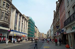 Cornmarket from south 20040425