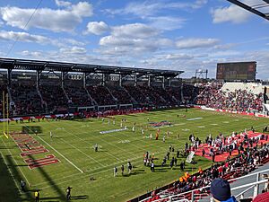 DC Defenders kickoff against the Seattle Dragons at Audi Field