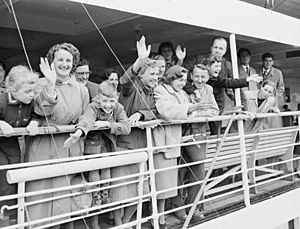 Dutch Migrant 1954 MariaScholte=50000thToAustraliaPostWW2