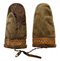Greenland Inuit mitts with depilated palms and cord