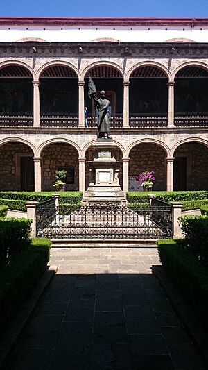 Interior del Colegio Primitivo y Nacional de San Nicolas de Hidalgo