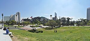 La Brea pano 01
