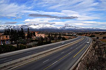 La vue la plus spectaculaire depuis l'autoroute Est Ouest Bouira Algérie