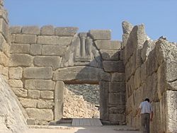 Mycenae lion gate dsc06382