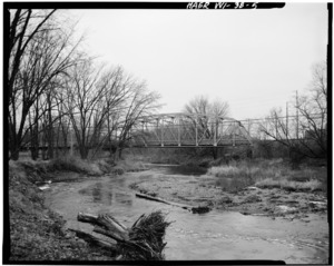 OVERALL VIEW OF SOUTH SPAN, LOOKING FROM WEST TO EAST - Marathon City Bridge, Spanning Big Rib River, on state Trunk Highway 107, Marathon, Marathon County, WI HAER WIS,37-MARA,1-5